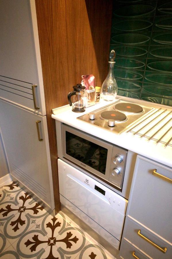 Superior Refurbished Flat In The Heart Of Istanbul Apartment Ngoại thất bức ảnh